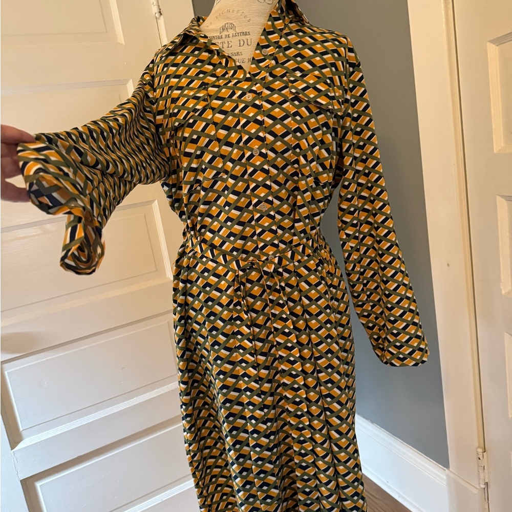 NY Collection Geometric Print Long Sleeve Dress in Mustard and Navy